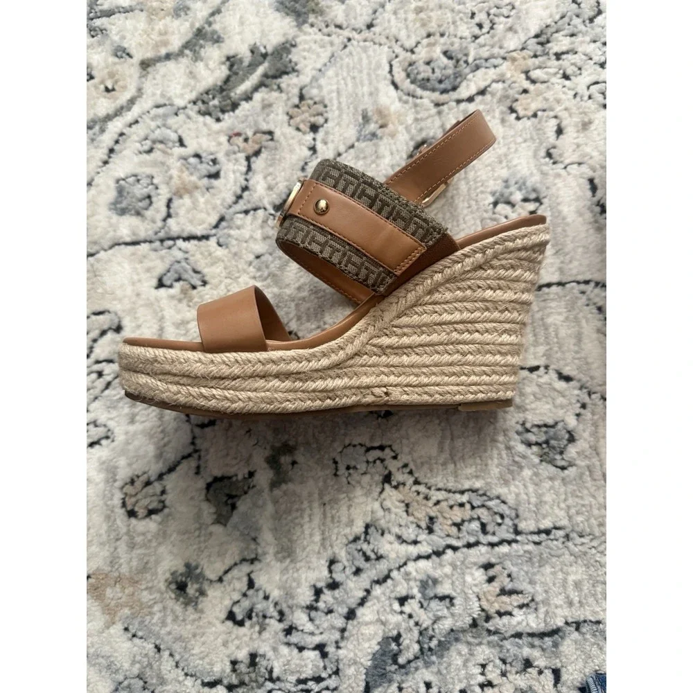 Tommy Hilfiger Espadrille Wedge Sandals 6.5 Brown Logo  Platform Ankle Strap